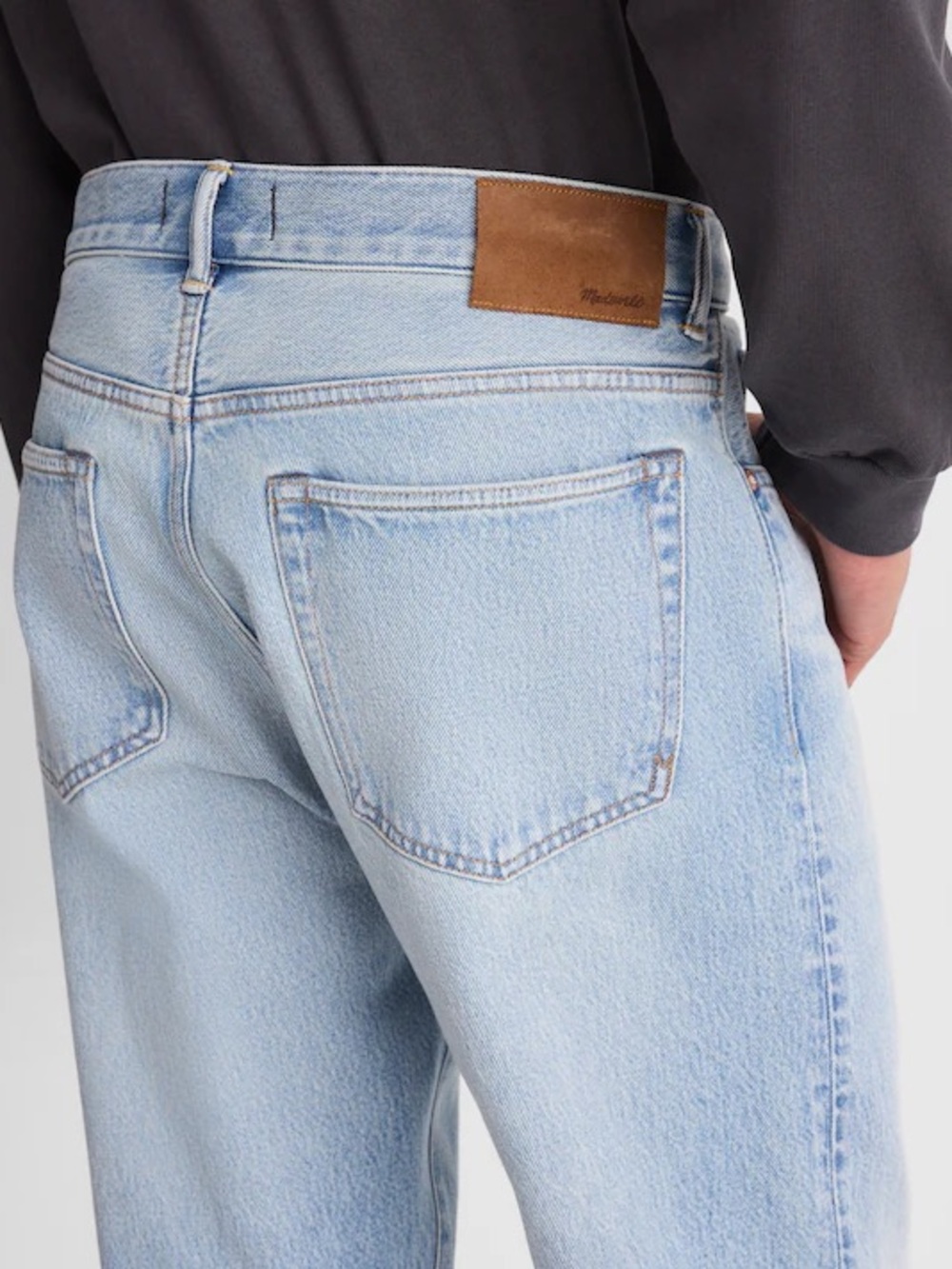 Madewell The 1991 Loose Straight Jean in Ashford Wash-Rigid Size 34 $148 NY976 - Picture 5 of 11
